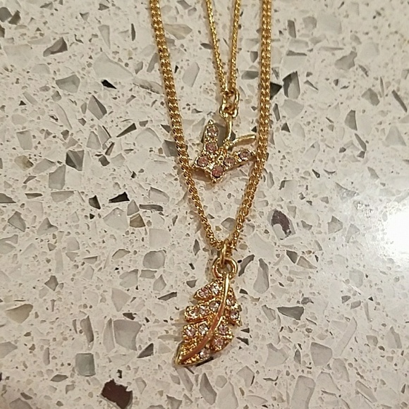 Gold costume necklace, with 2 length chain. - Picture 2 of 4